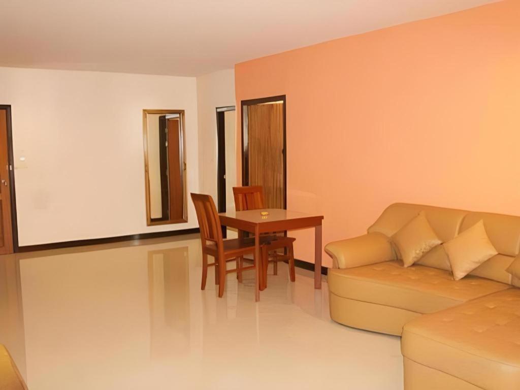 Hotel Siam Platinum Pattaya Esterno foto