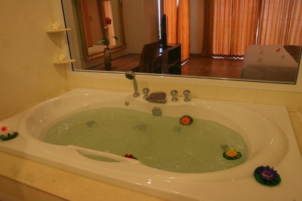 Hotel Siam Platinum Pattaya Esterno foto