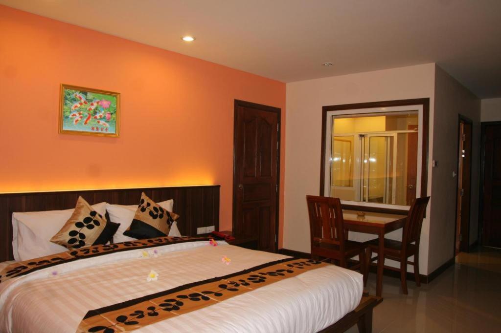 Hotel Siam Platinum Pattaya Esterno foto