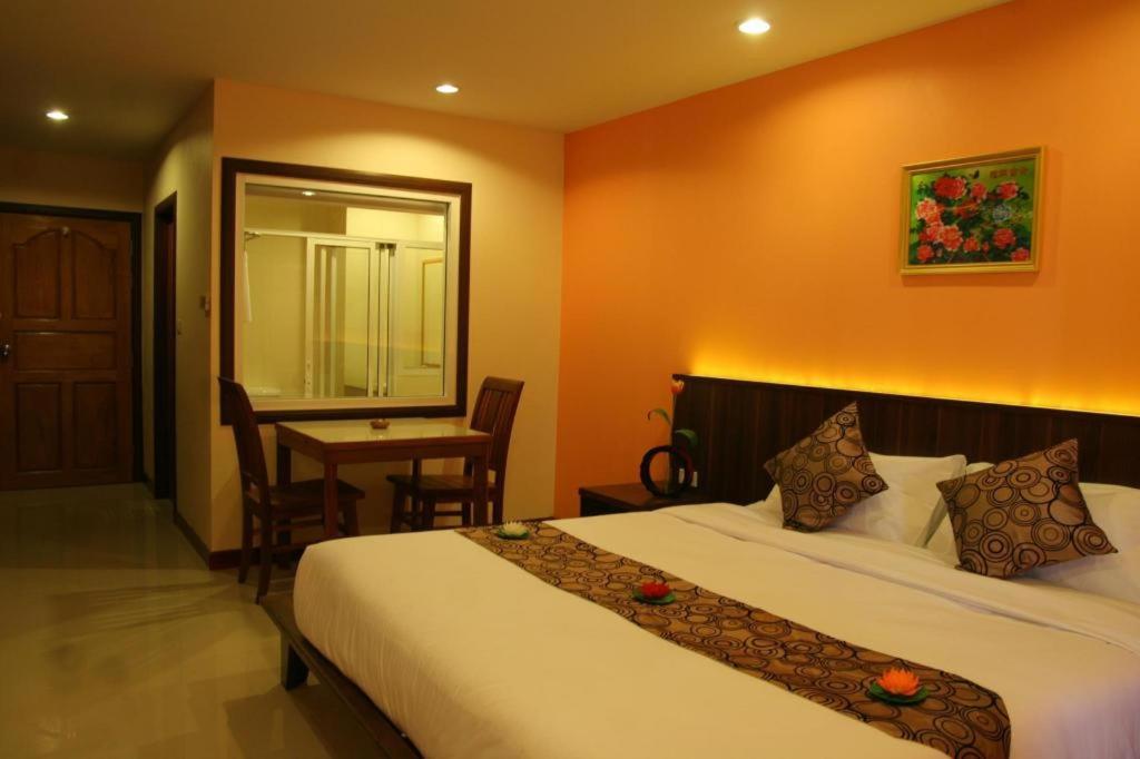 Hotel Siam Platinum Pattaya Esterno foto